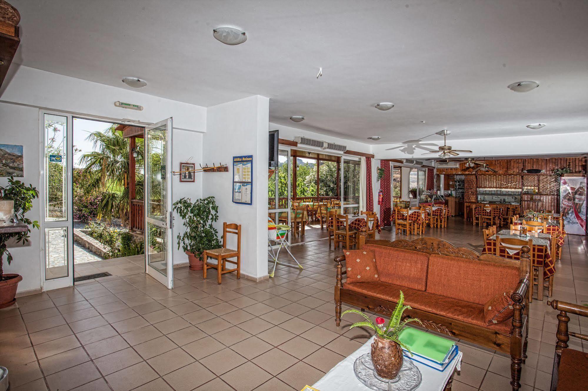 דמנוני Ammoudi Hotel מראה חיצוני תמונה