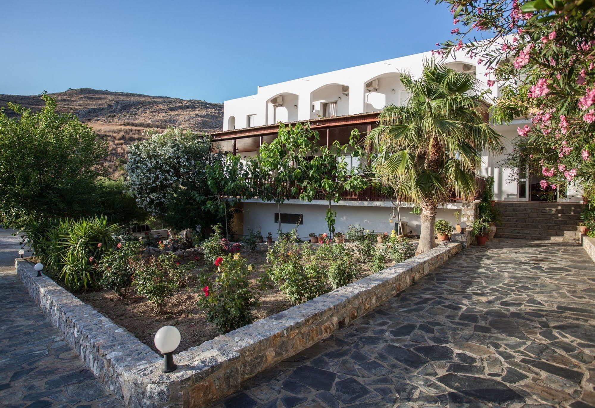 דמנוני Ammoudi Hotel מראה חיצוני תמונה